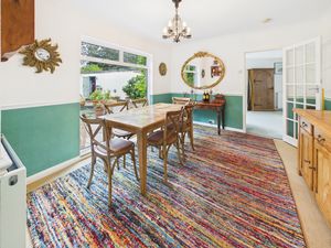 DINING ROOM- click for photo gallery